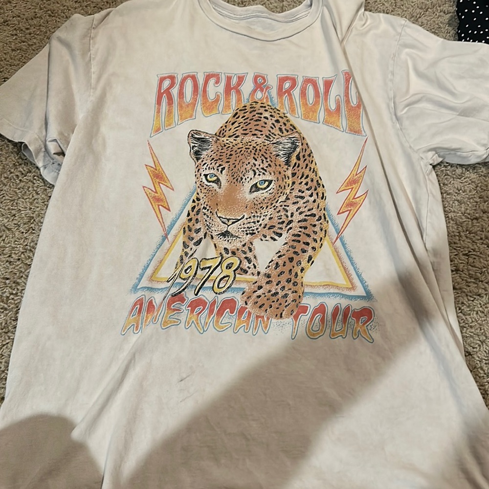 Lotus fashion t shirt